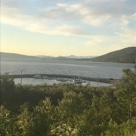 Trivelig Leilighet Ved Inngangen Til Senja * Silsand