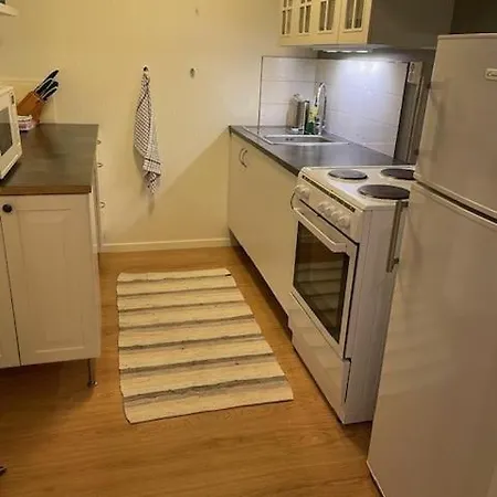 شقة Trivelig Leilighet Ved Inngangen Til Senja